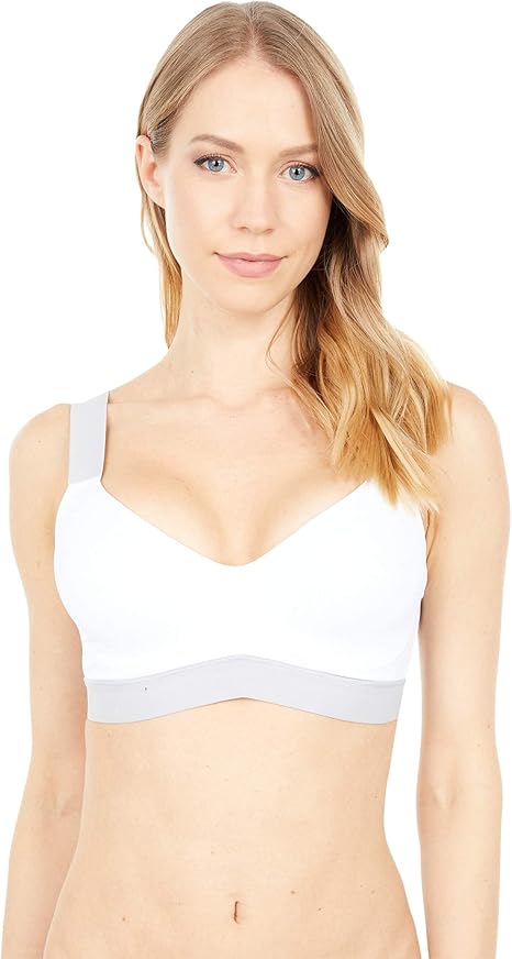 Convertible Contour Sports Bra | Wireless Support | Dynamic Fit - MDCURVE